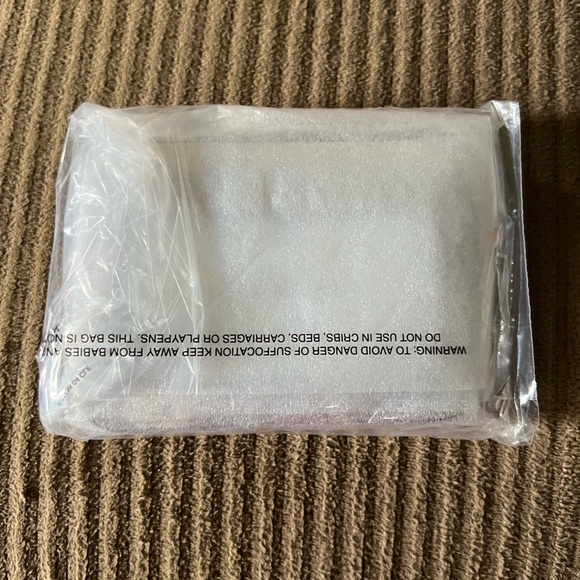 Coach Zip Card Case In Signature Canvas With Floral Print new with tags - Picture 5 of 6